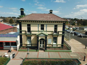 The Bank Guesthouse Glen Innes